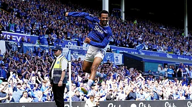 | Photo: Martin Rickett/PA via AP