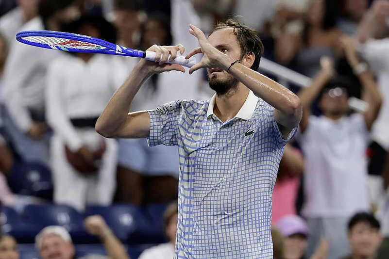 US Open Tennis 2025 Daniil Medvedev Vs Benjamin Bonzi_2