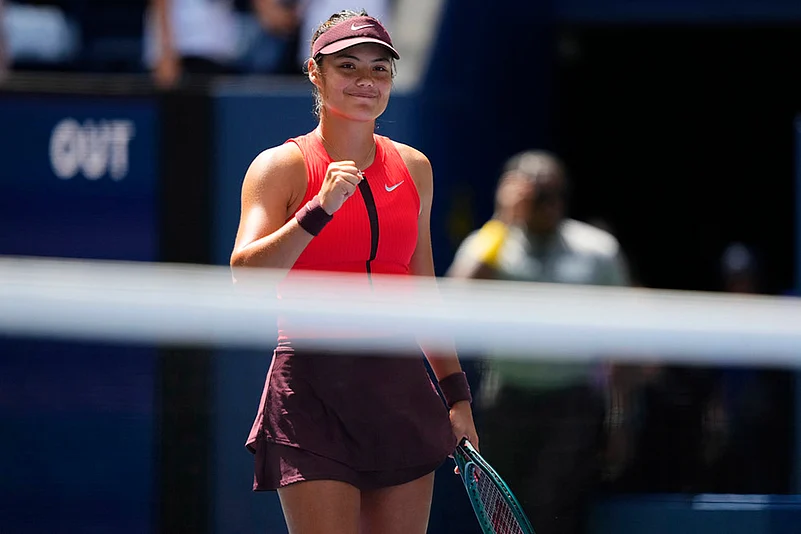 US Open Tennis 2025 Emma Raducanu Vs Ena Shibahara_2