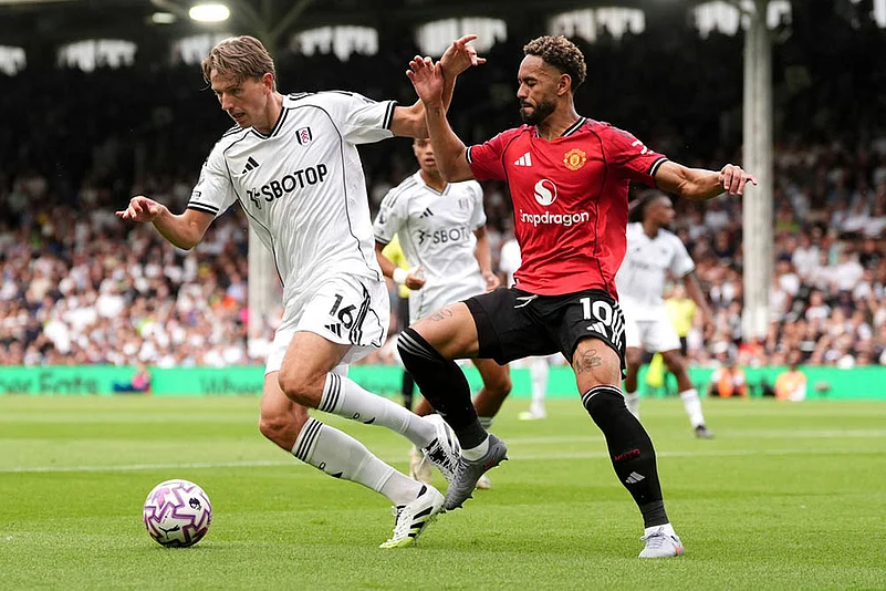 English Premier League 2025-26 matchday 2 Fulham Vs Manchester United_Sander Berge