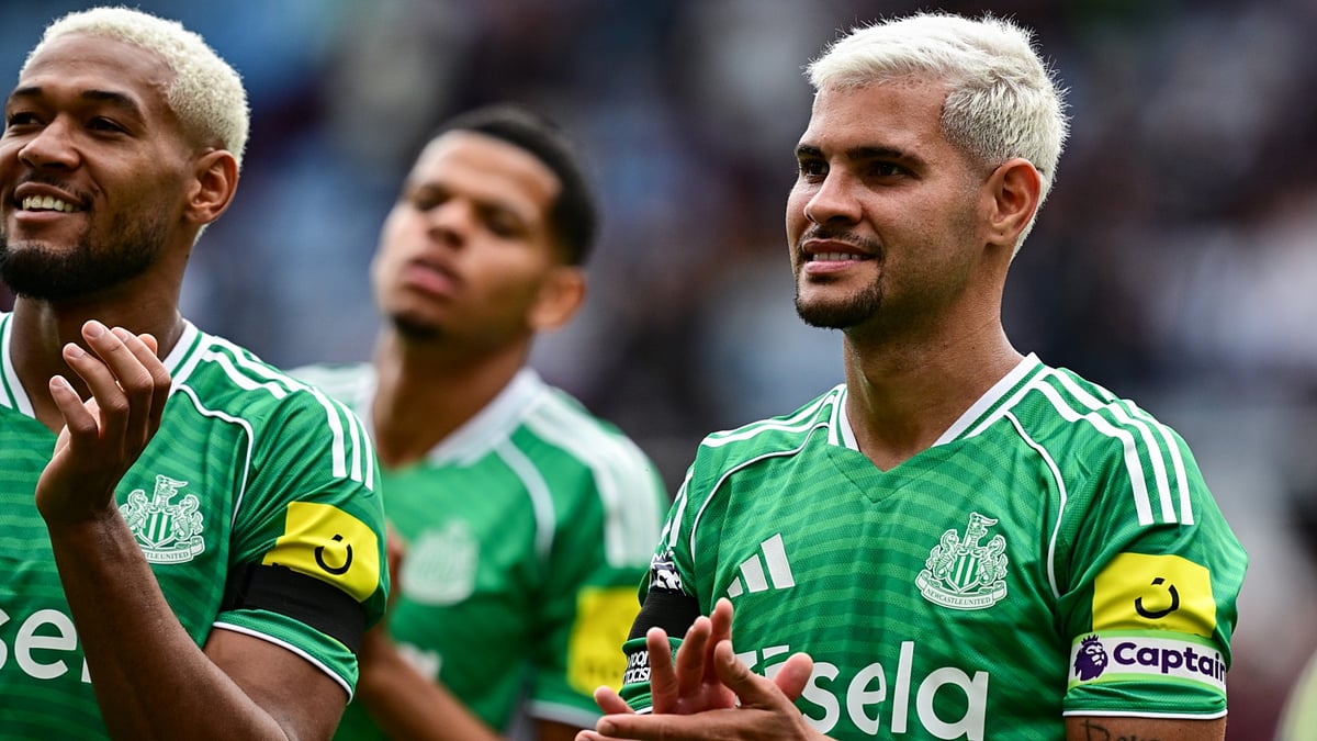 Newcastle midfielders Joelinton and Bruno Guimaraes