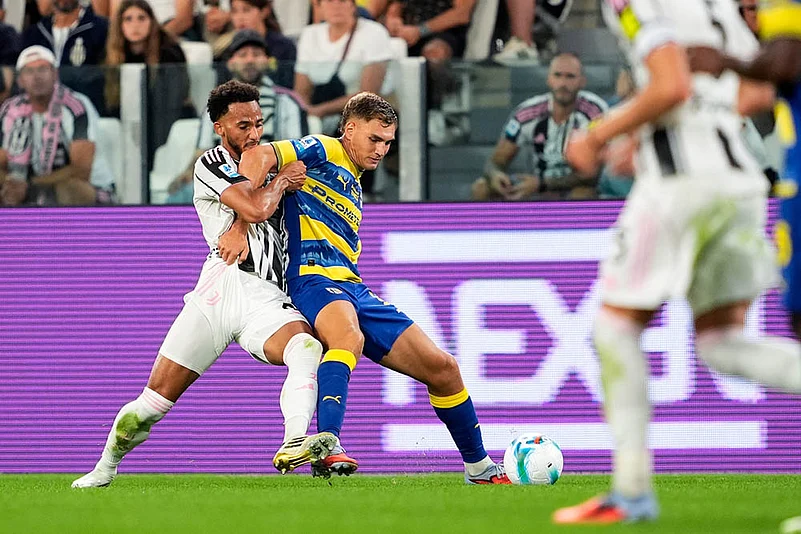 Italy Soccer Serie A 2025-26 Juventus vs Parma_Lloyd Kelly