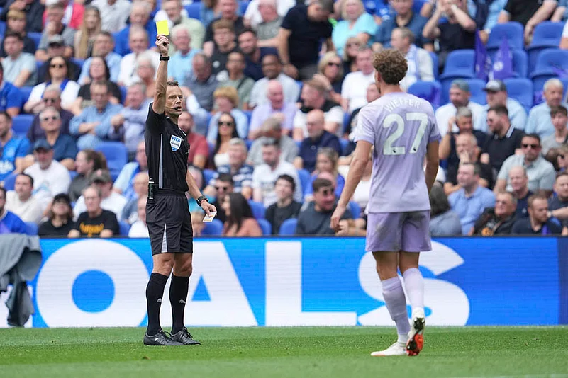 English Premier League 2025-26 matchday 2 Everton vs Brighton_Mats Wieffer