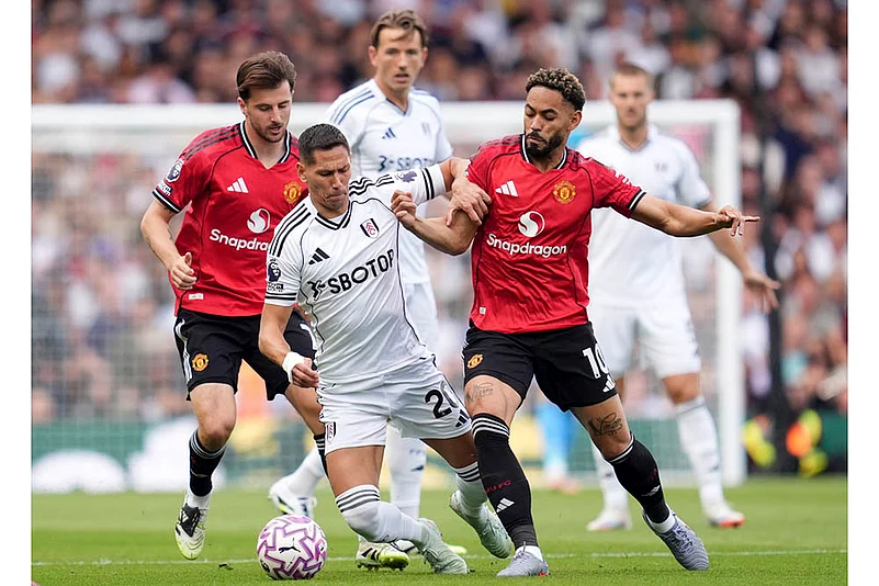 English Premier League 2025-26 matchday 2 Fulham Vs Manchester United_Sasa Lukic