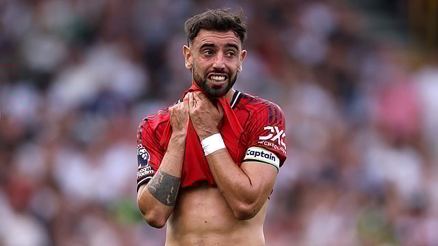 Fulham 1-1 Manchester United, Premier League: Gary Neville Worried By Red Devils' Display At Craven Cottage