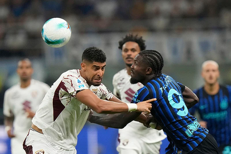 Italy soccer Serie A 2025-26 match Inter Milan vs Torino_Adam Masina