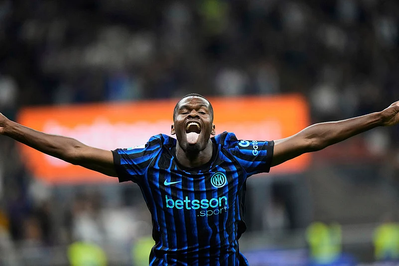 Italy soccer Serie A 2025-26 match Inter Milan vs Torino_Ange Yoan Bonny