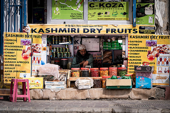 Getty : Kashmiri Traders Seek Interest Waiver