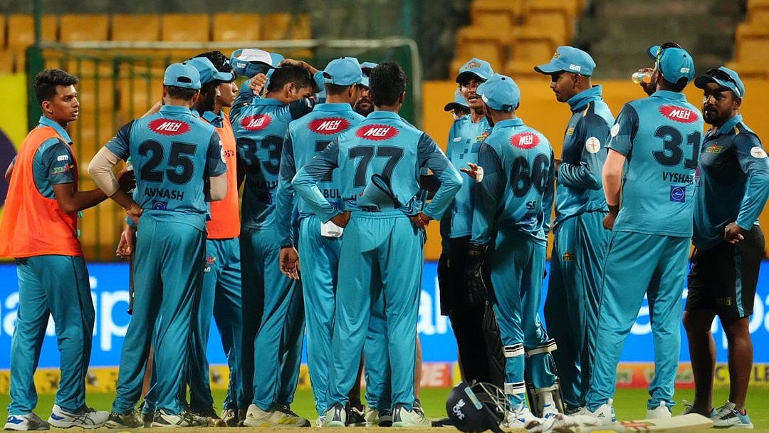 | Photo: X/GulbargaMystics : Gulbarga Mystics in action in the Maharaja Trophy KSCA T20 2025.