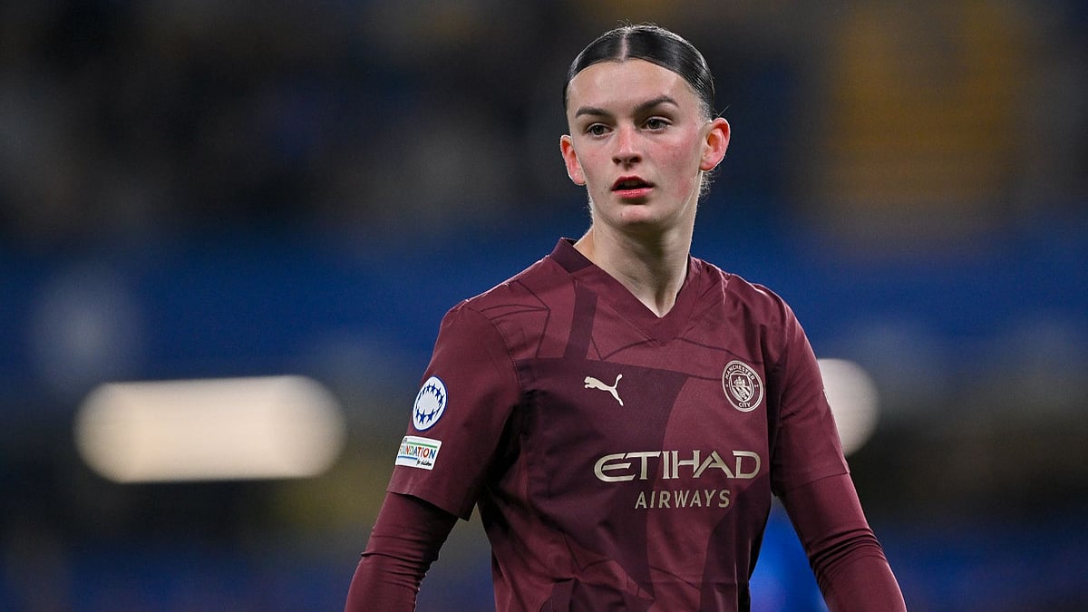 Murphy has extended her stay with Man City.