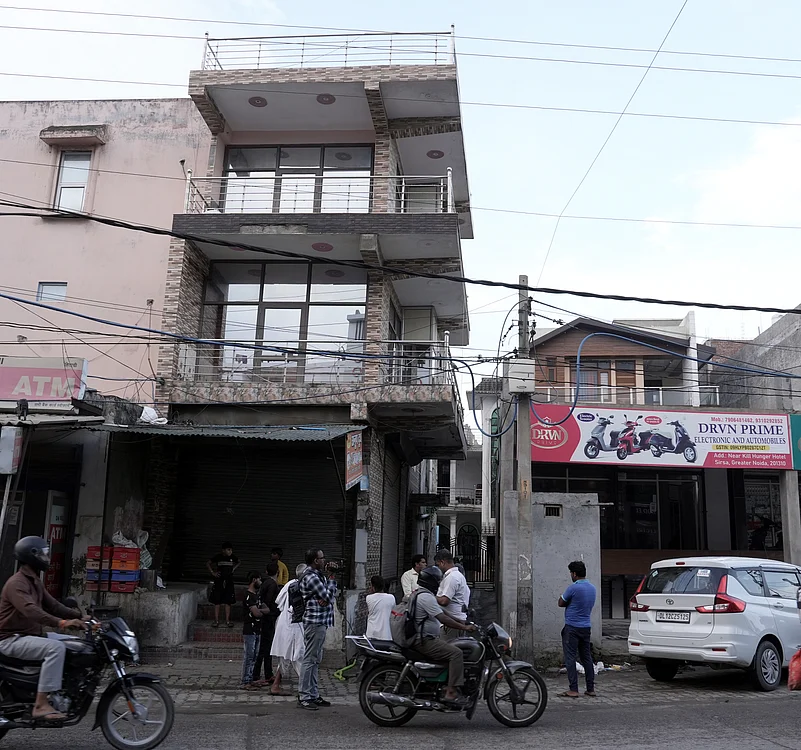 Sirsa, Greater Noida