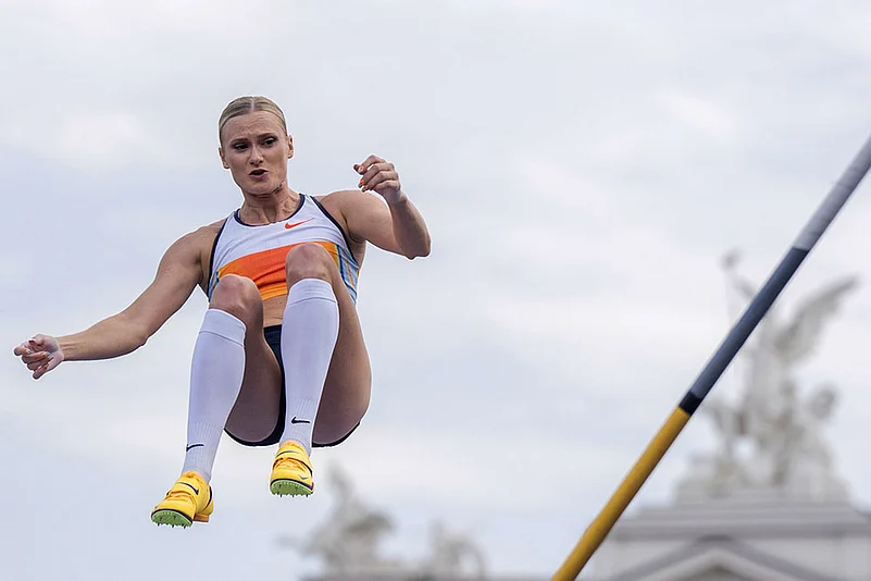 Switzerland Diamond League Katie Moon