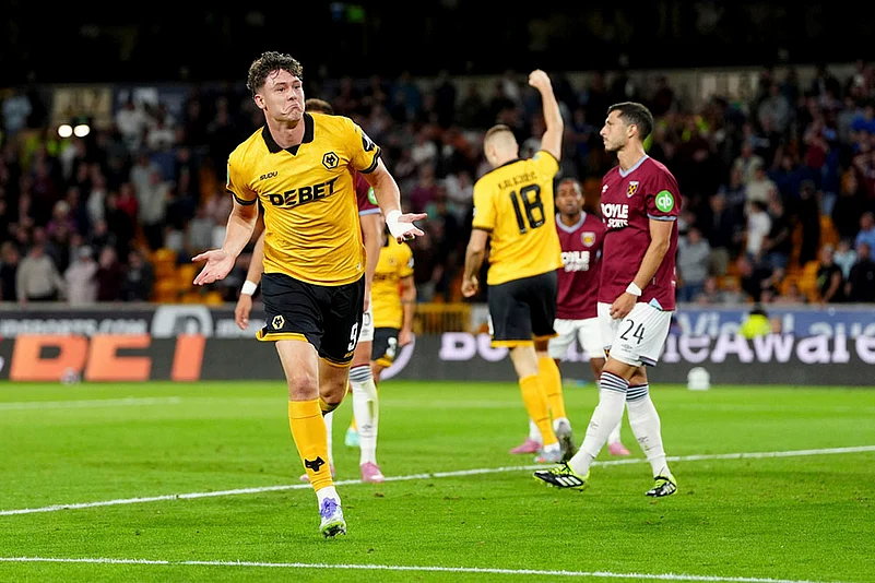 EFL Cup 2025-26 Round 2 soccer match Wolves vs West Ham_Jorgen Strand Larsen