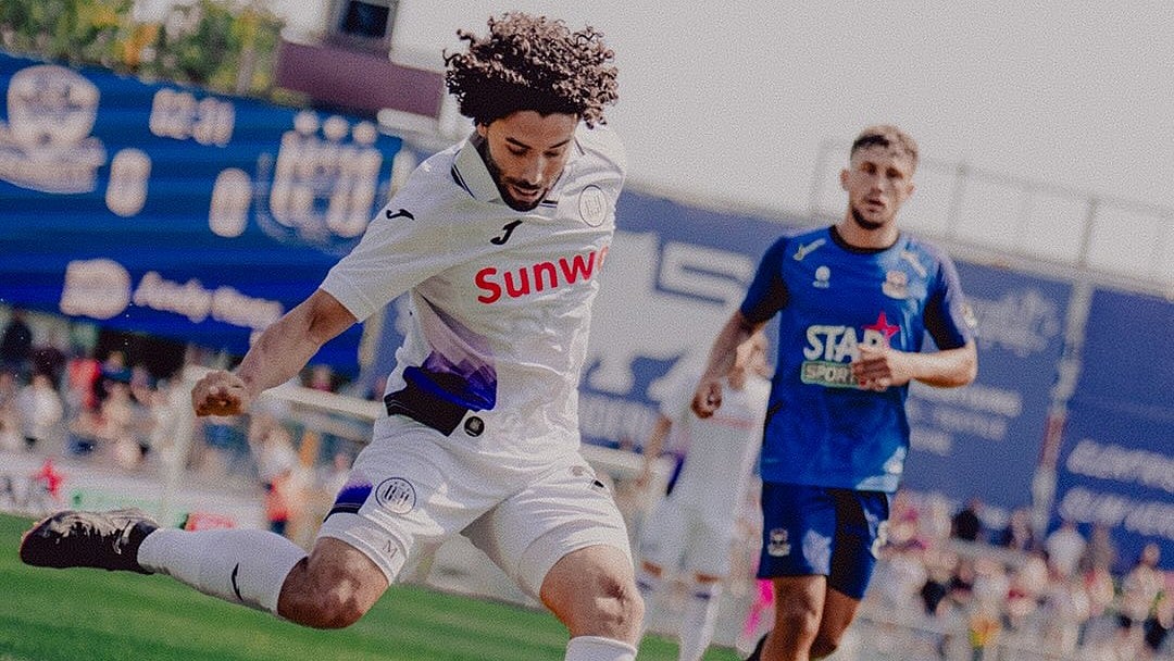 | Photo: Instagram/rscanderlecht : AEK Athens vs Anderlecht, UEFA Conference League 2025-26: Cesar Huerta in action for RSC Anderlecht against Dender.