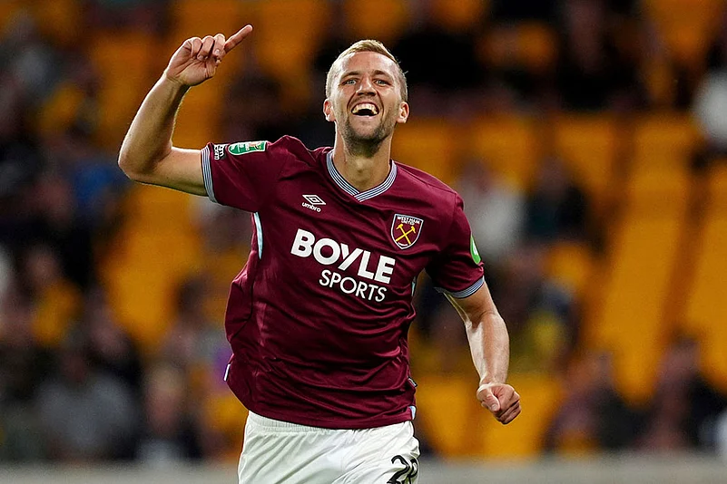 EFL Cup 2025-26 Round 2 soccer match Wolves vs West Ham_Tomas Soucek