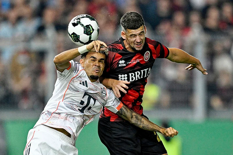 DFB-Pokal/German Cup Wehen Weisbaden vs Bayern Munich_Luis Díaz