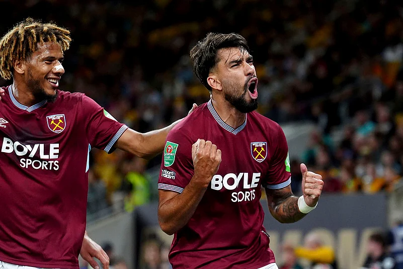 EFL Cup 2025-26 Round 2 soccer match Wolves vs West Ham_Lucas Paqueta