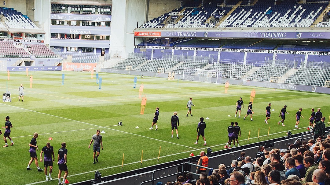 | Photo: Xrscanderlecht : RSC Anderlecht players in training ahead of the UEFA Conference League 2025-26 Playoff second leg match against AEK Athens.