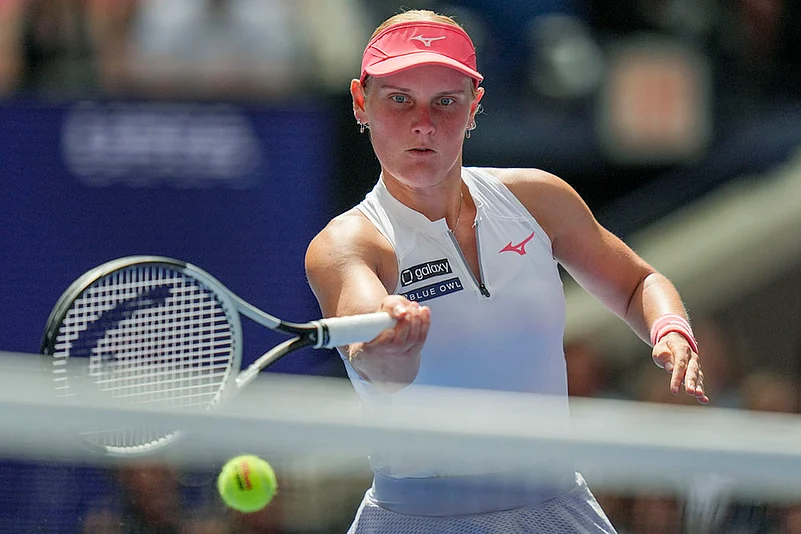 US Open Tennis 2025 Suzan Lamens vs Iga Swiatek_5
