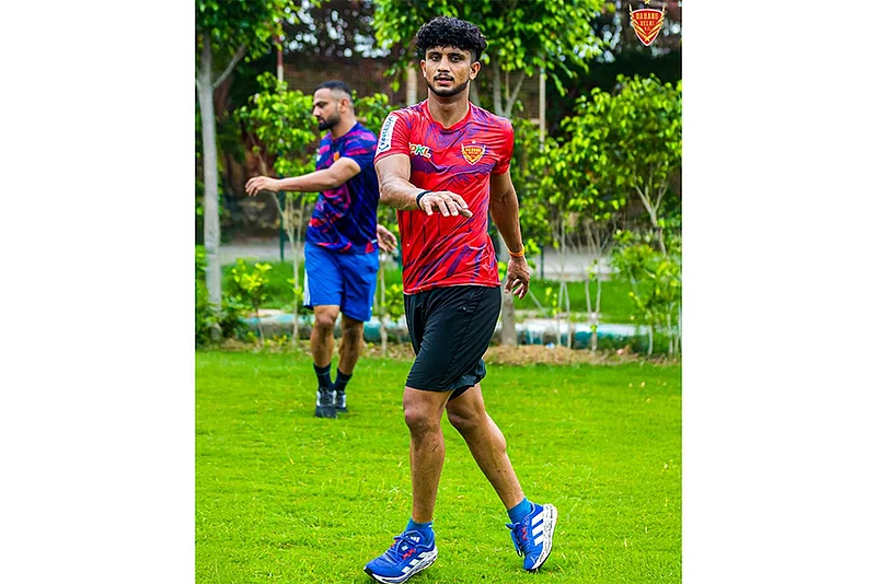 Locked in and ready to go. Anurag’s dialed into Dabang mode