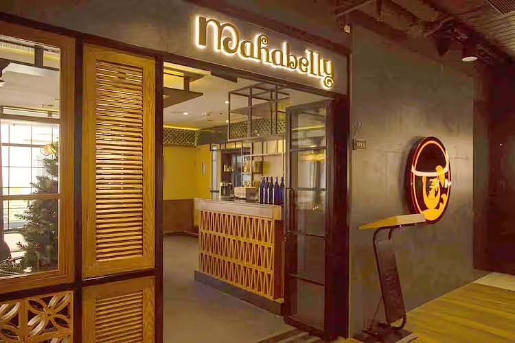 Outside view of Mahabelly Saket