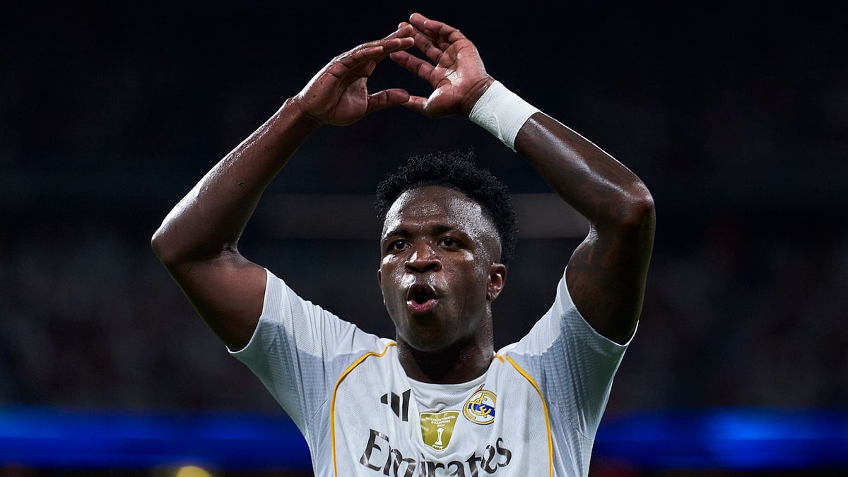 Vinicius celebrates his winner - null