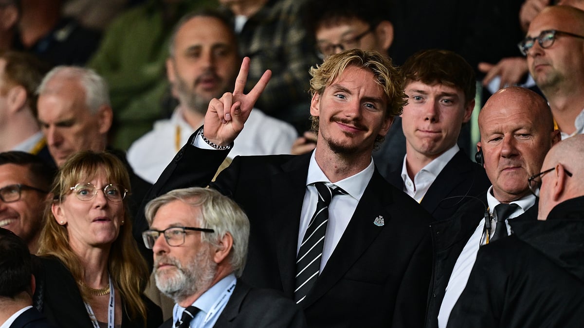 Nick Woltemade was in the stands at Elland Road