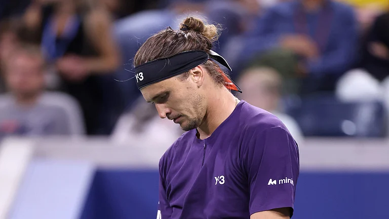 Alexander Zverev has been knocked out of the US Open - null