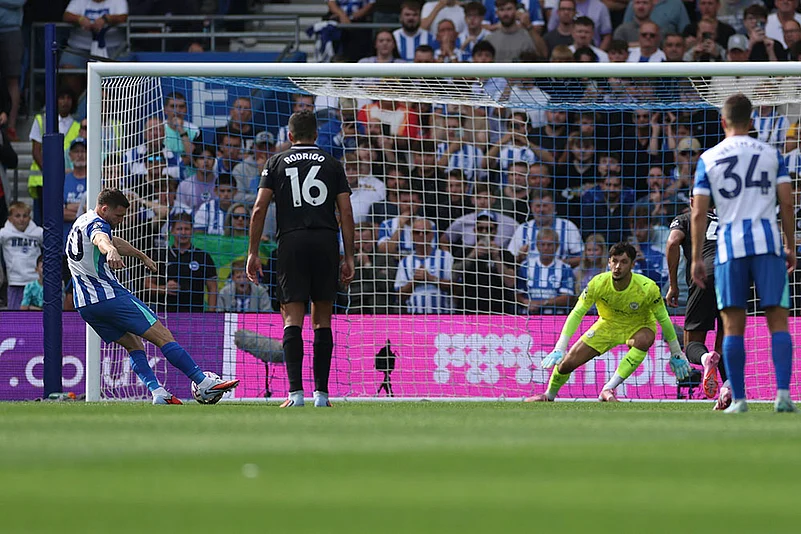 Britain Soccer Premier League 2025-26 Brighton vs Manchester City_James Milner