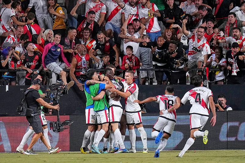 Spain soccer La Liga 2025-26 Rayo Vallecano vs FC Barcelona_Fran Perez