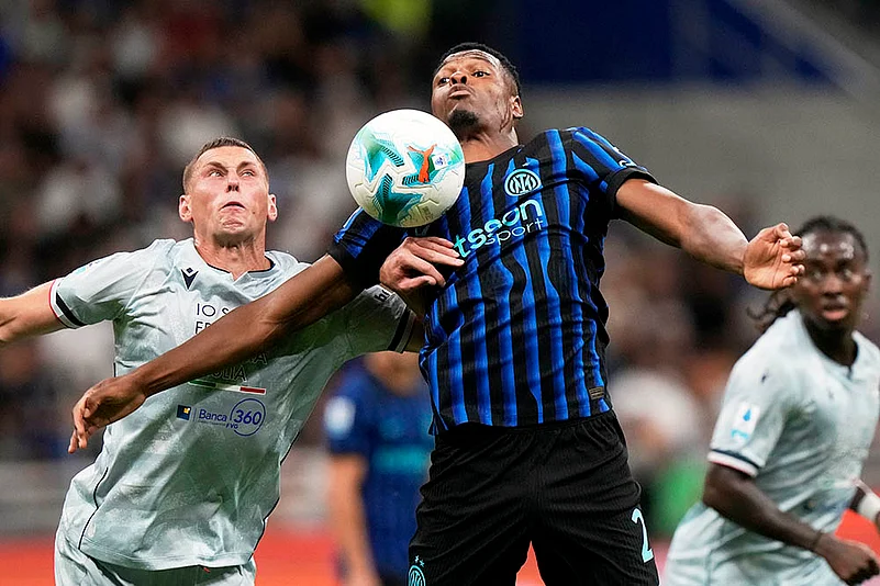 Italy soccer Serie A 2025-26 Inter Milan Vs Udinese_ Denzel Dumfries