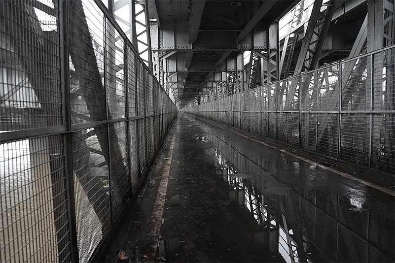 India monsoon season - Yamunas Water level crosses danger mark in Delhi_12
