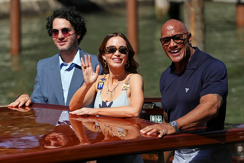 82nd edition of the Venice Film Festival 2025_red carpet photos_Director Benny Safdie, Emily Blunt