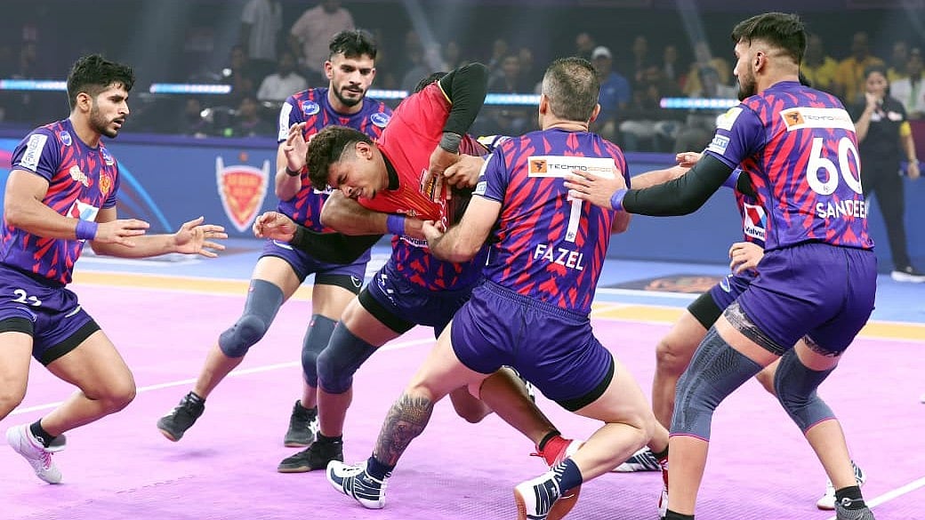 Special Arrangement : PKL 12: Ashu Malik Stars In 41-34 Victory Of Dabang Delhi Over Bengaluru Bulls