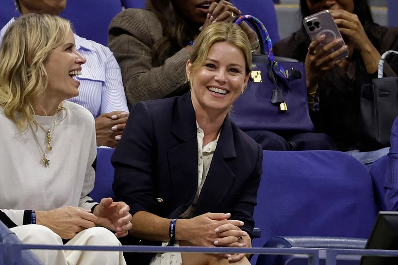 US Open Tennis 2025 quarterfinal match Novak Djokovic vs Taylor Fritz_Elizabeth Banks