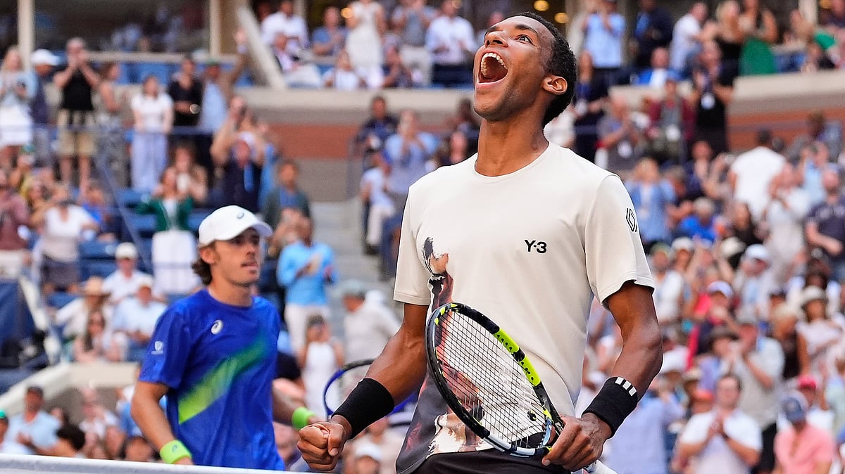 | Photo: AP/Yuki Iwamura : Felix Auger-Aliassime, of Canada, reacts after defeating Alex de Minaur, of Australia, during the quarterfinal round of the U.S. Open tennis championships, Wednesday, Sept. 3, 2025, in New York.