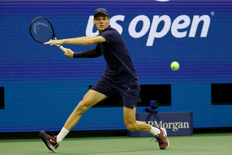 US Open Tennis 2025 quarter-final match Jannik Sinner vs Lorenzo Musetti_8