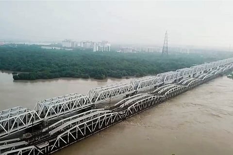 Yamuna flows above danger mark