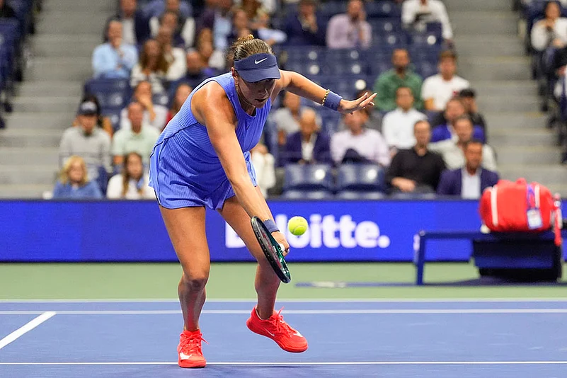 US Open Tennis 2025 womens singles semifinals Amanda Anisimova vs Naomi Osaka_9