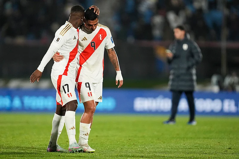 FIFA World Cup 2026 Qualifiers CONMEBOL match Uruguay vs Peru_Luis Advincula
