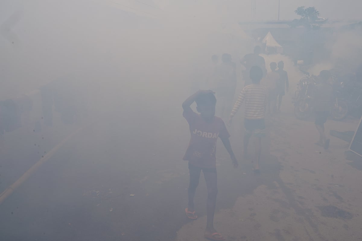 Heavy monsoon rains in delhi
Rahat Shivir camp
delhi water level 