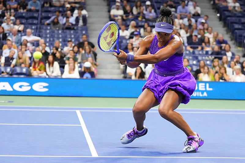 US Open Tennis 2025 womens singles semifinals Amanda Anisimova vs Naomi Osaka_6