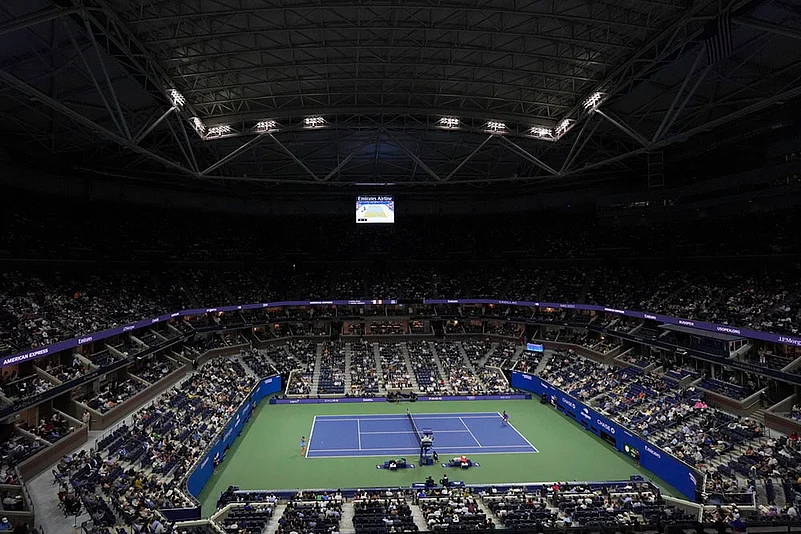 US Open Tennis 2025 womens singles semifinals Amanda Anisimova vs Naomi Osaka_11