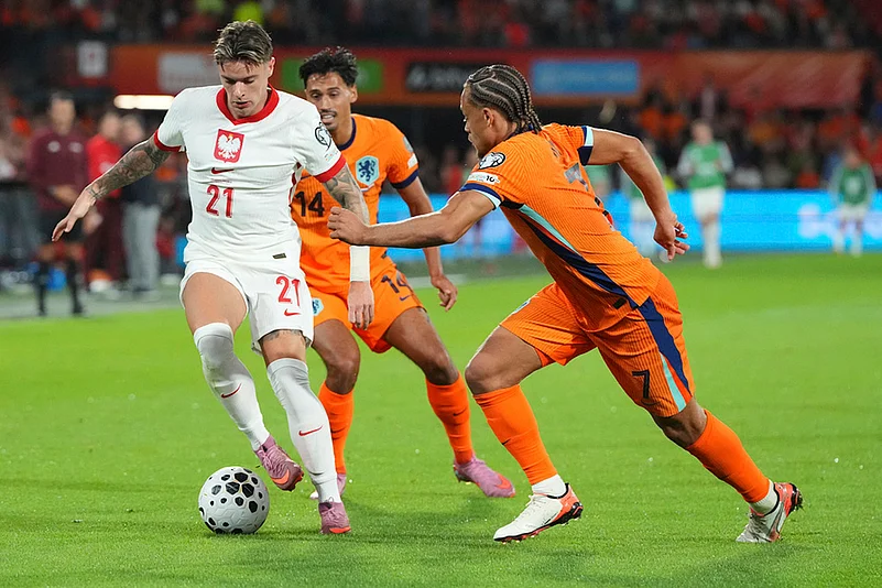 UEFA FIFA World Cup 2026 European qualifiers Match Netherlands vs Poland_Xavi Simons