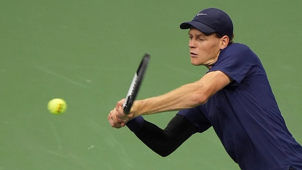 AP : Jannik Sinner Vs Felix Auger-Aliassime LIVE Score, US Open 2025 Semifinal.