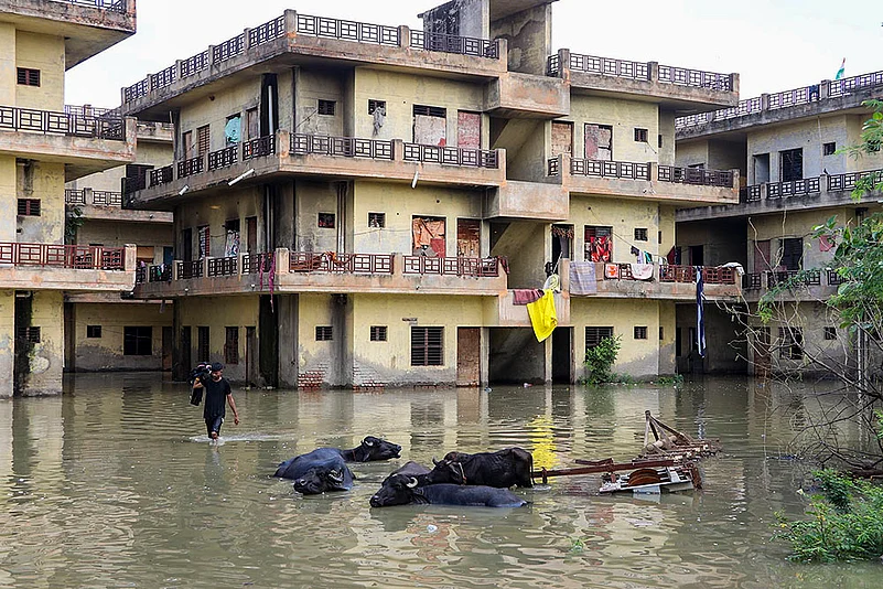 Rain in Mathura