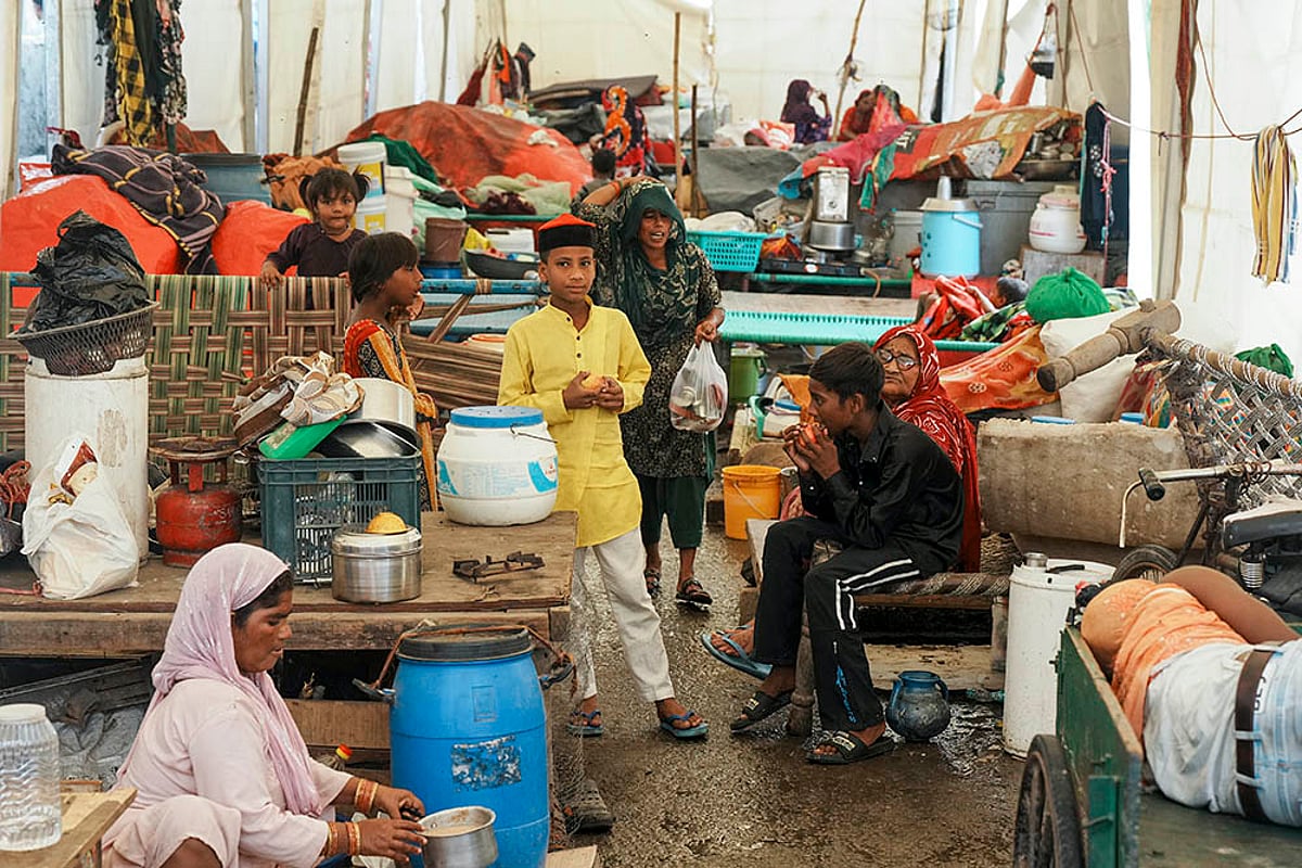 Yamuna water level receds