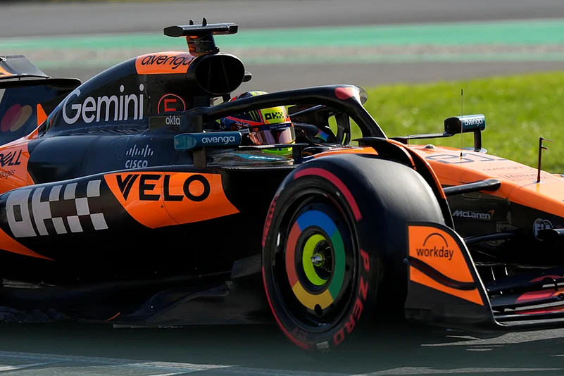 2025 Formula One Italian Grand Prix Auto Race Qualifying_McLaren driver Oscar Piastri