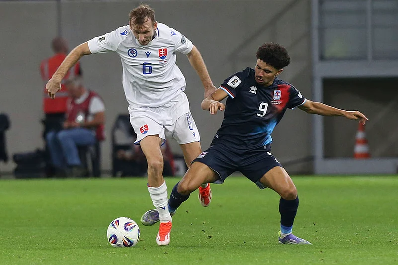 2026 World Cup qualification Europe Slovakia vs Luxembourg match_Norbert Gyomber