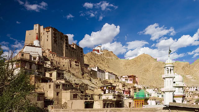 Ladakh Weather Report: Clear Skies, Crisp Temperatures Between 9°C and 16°C
